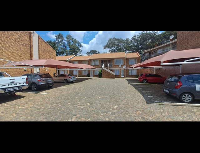 2 BEDROOM PROPERTY TO RENT IN BOKSBURG NORTH